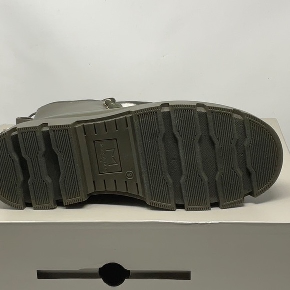 NWT men’s Marc Fisher LTD Freely waterproof lug sole dark green boots size 9 - Picture 7 of 9